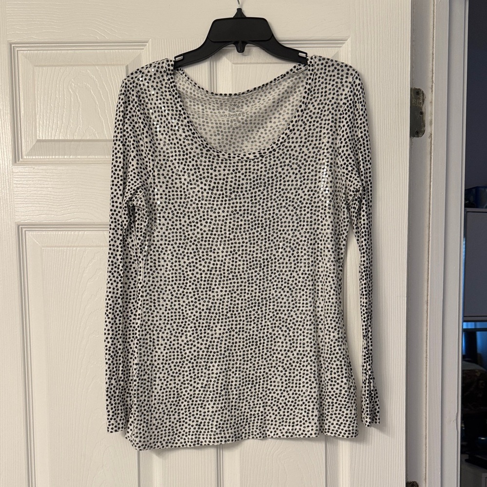 Women's Black and White Polka Dot Top